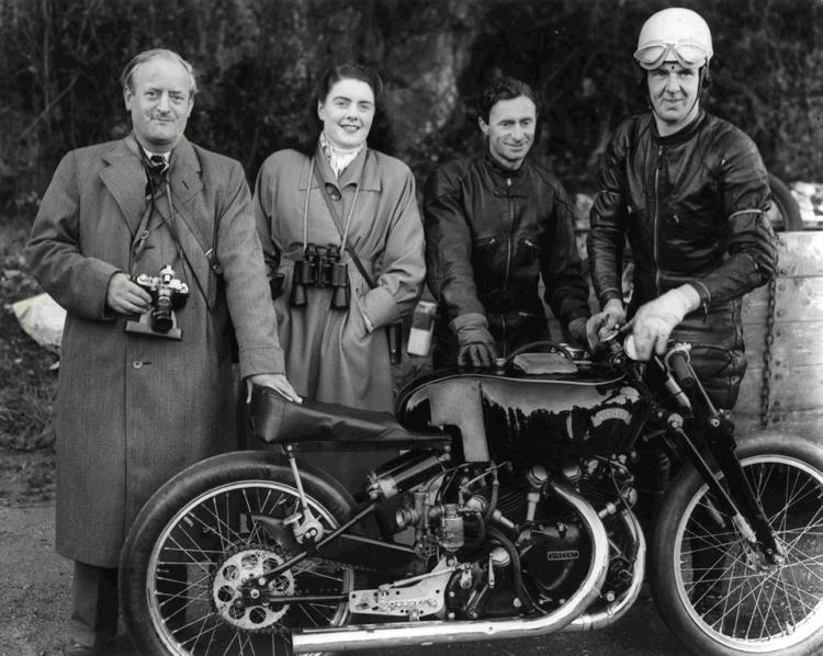 G As Gunga Din, the most famous Vincent works racer. It was the development bike for the Black Lightning and the Black Shadow and was raced by George Brown.On the Picture Philipe Vincent on the left, his wife Elfrida, reserve pilor Dennis O'Neill and Harry Lindsay in May 1953, at Carrigrohane, Ireland. Harry Lindsay used the Vincent "Gunga Din" to set a new Irish speed record of 143 mph.
